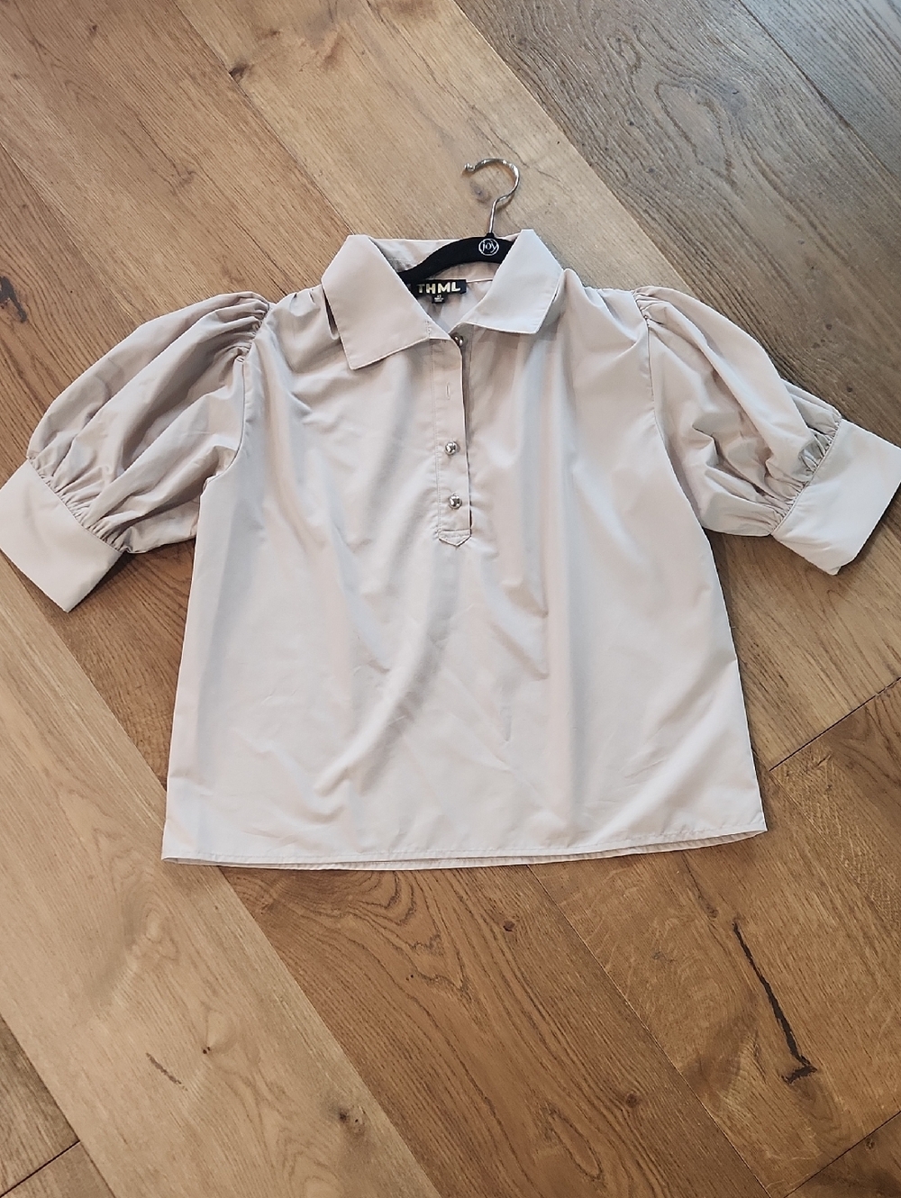 THML Cream Button-Up Blouse with Gold Logo Tag